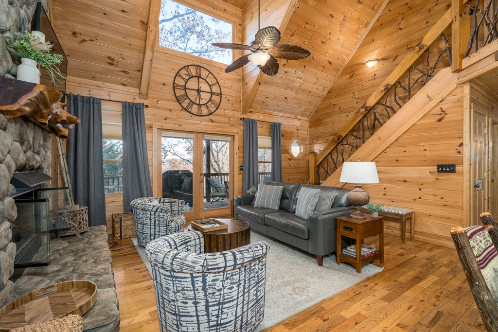 420333 Morganton Residential