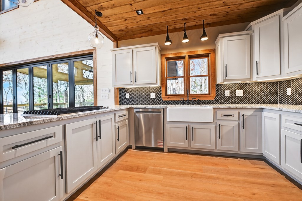 420342 Cherry Log Residential