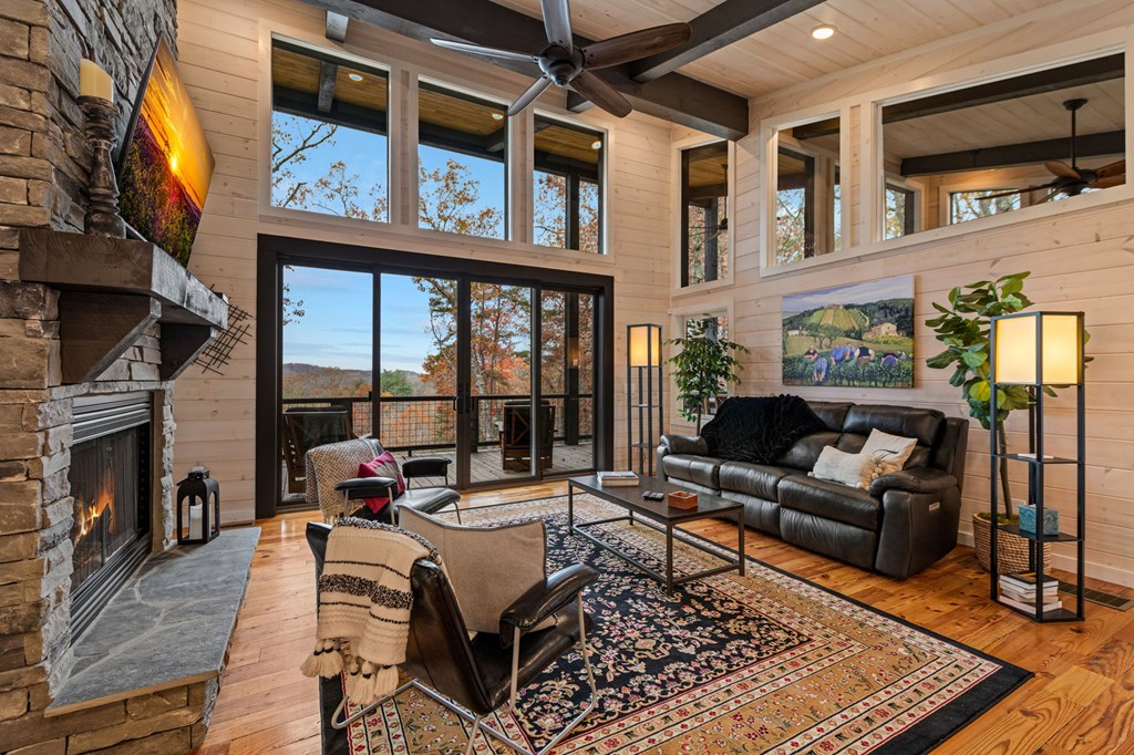 420343 Morganton Residential