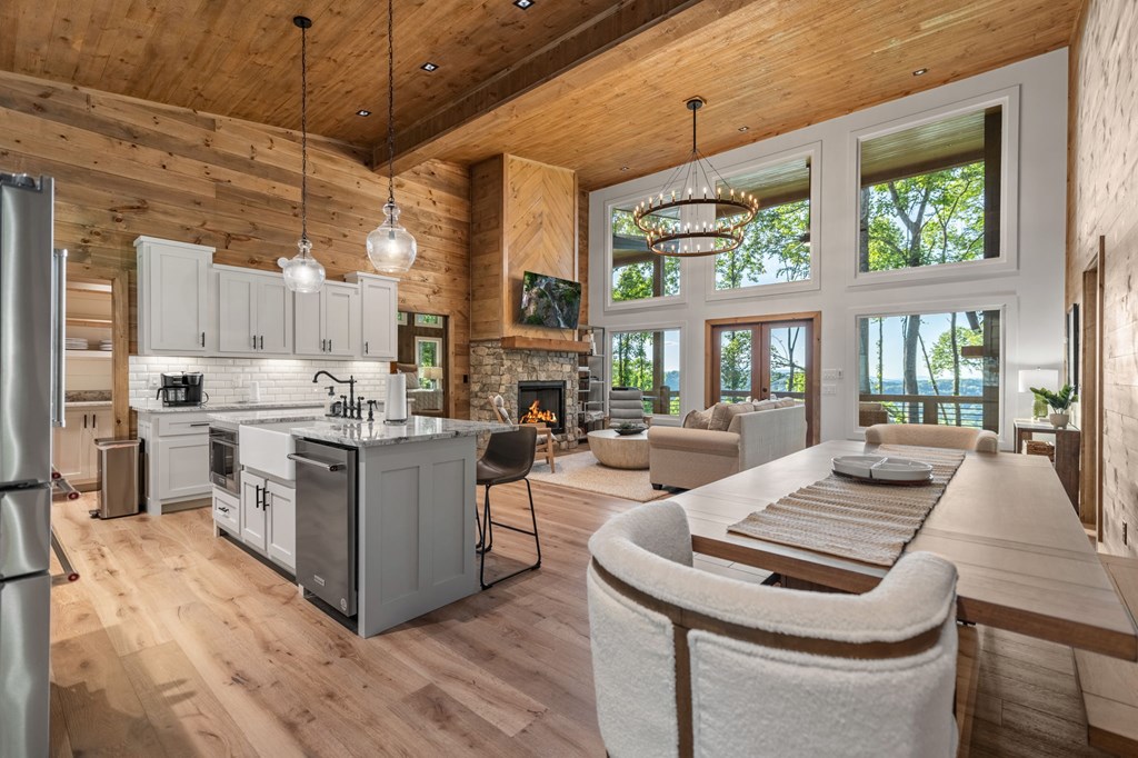 420344 Blue Ridge Residential