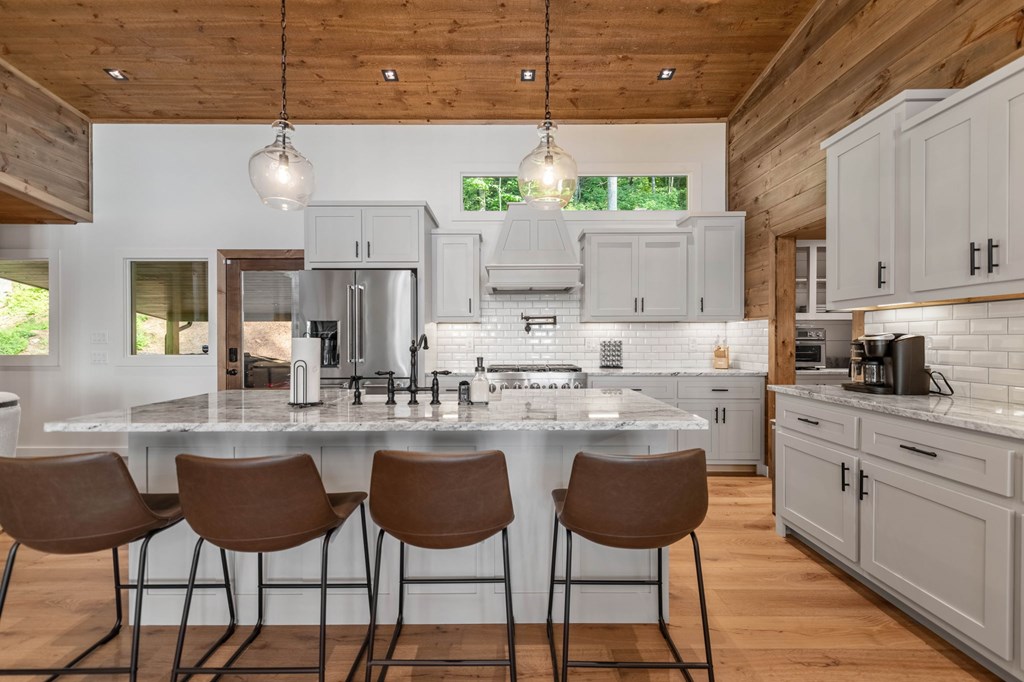 420344 Blue Ridge Residential