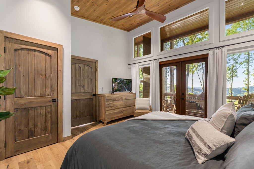 420344 Blue Ridge Residential