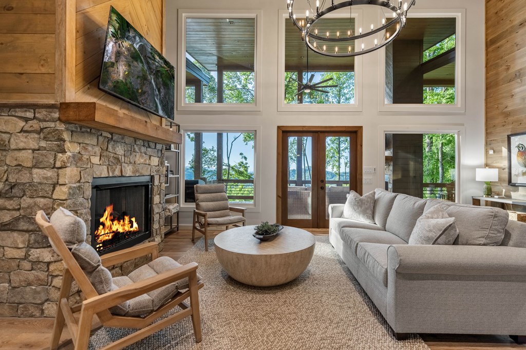 420344 Blue Ridge Residential