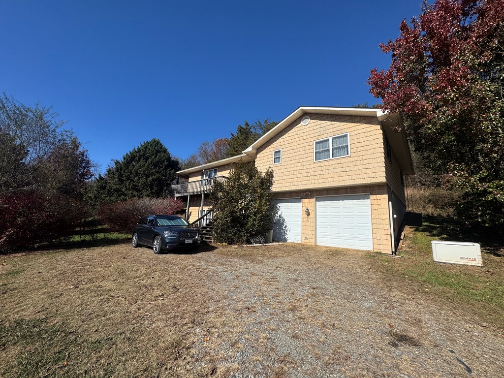 420347 Hayesville Residential