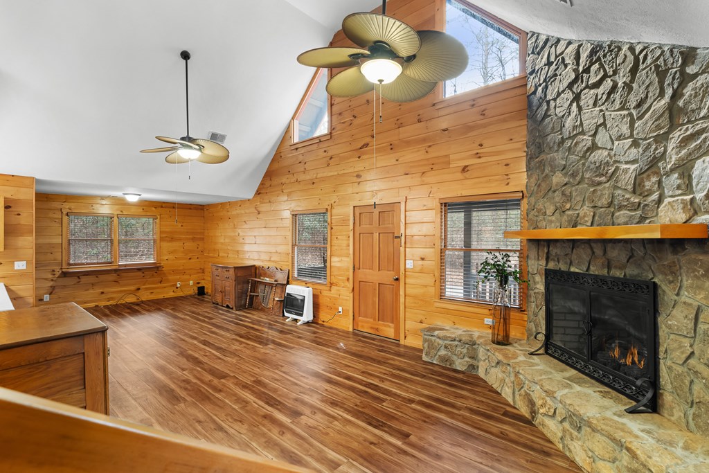 420348 Epworth Residential