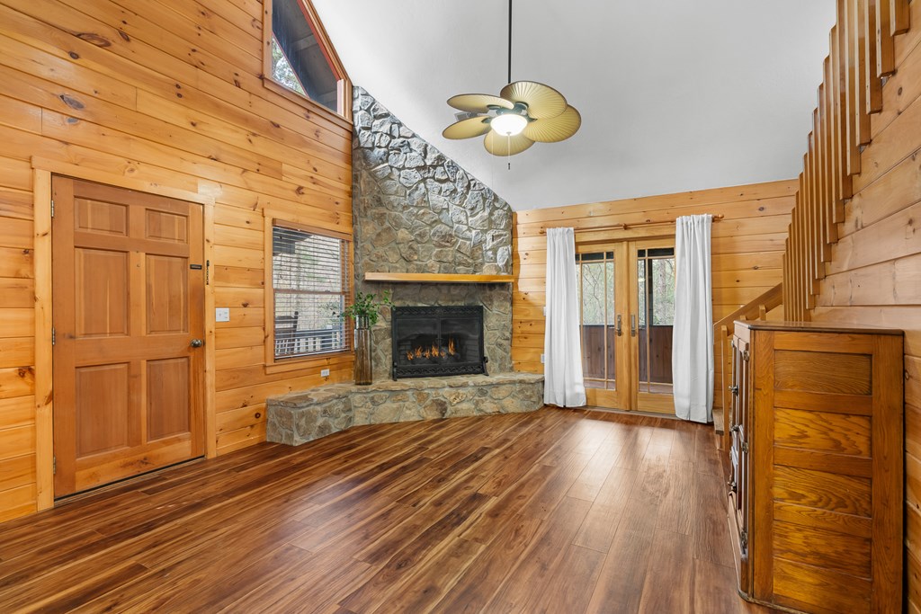 420348 Epworth Residential