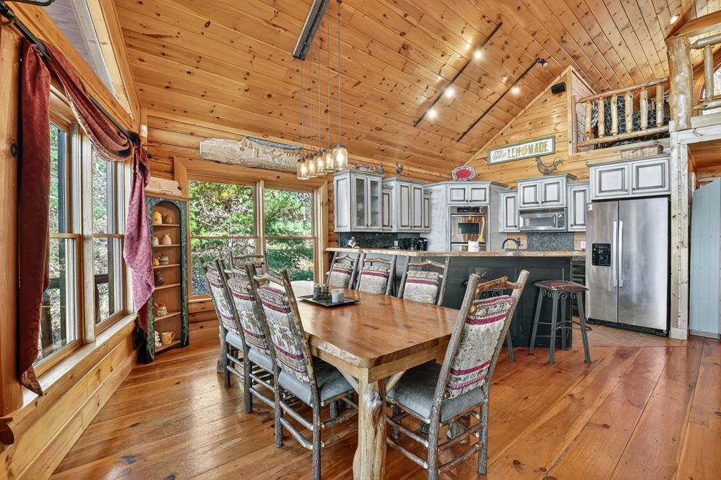 420350 Mineral Bluff Residential