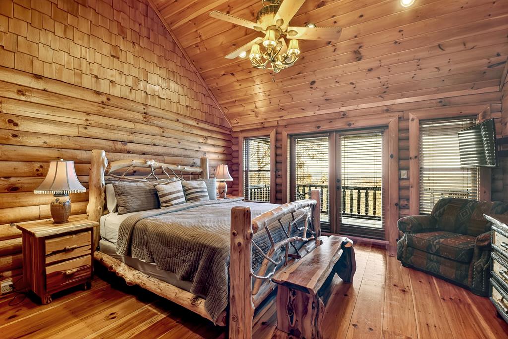 420350 Mineral Bluff Residential