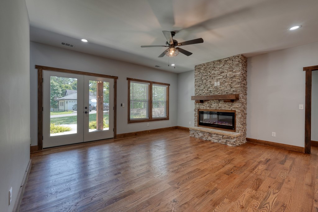 420353 Blairsville Residential