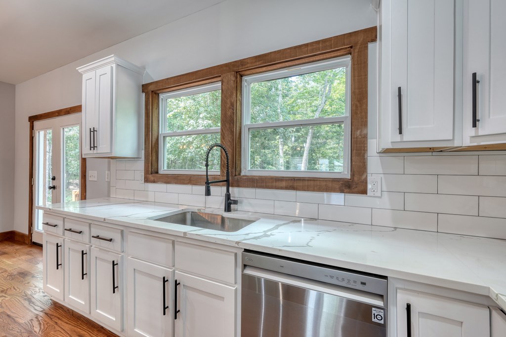 420353 Blairsville Residential