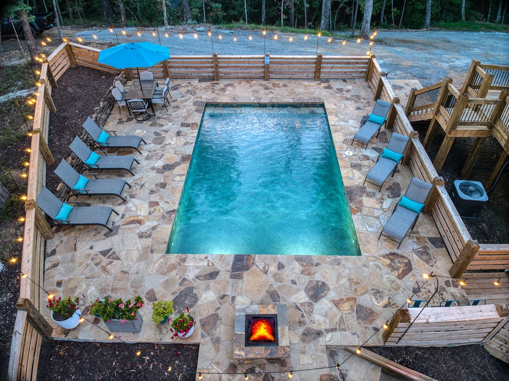 420363 Mineral Bluff Residential