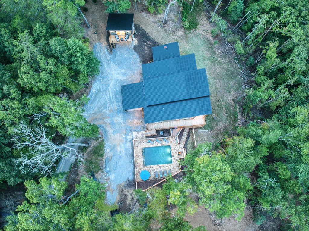 420363 Mineral Bluff Residential