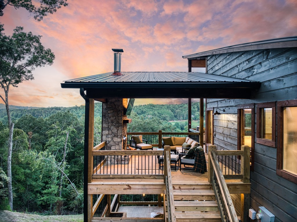 420363 Mineral Bluff Residential