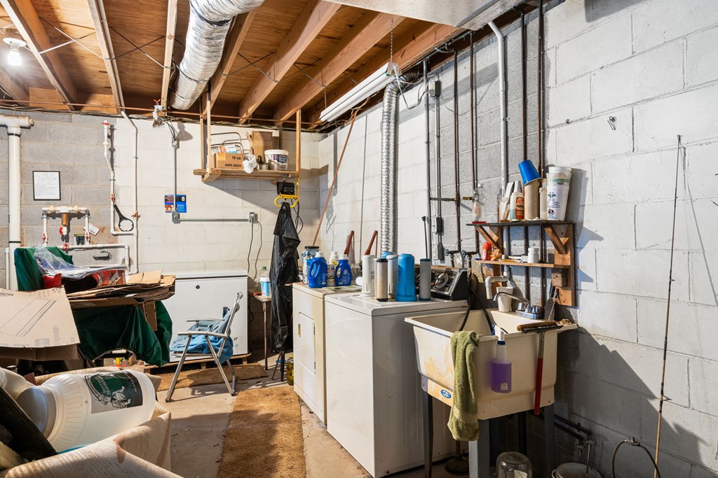 420367 Hiawassee Residential