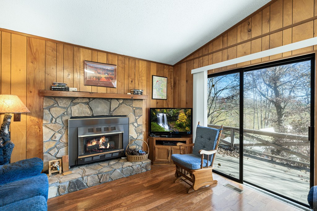 420367 Hiawassee Residential