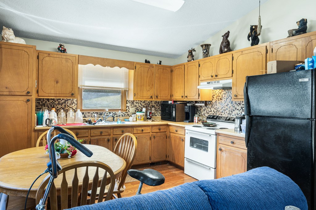 420367 Hiawassee Residential