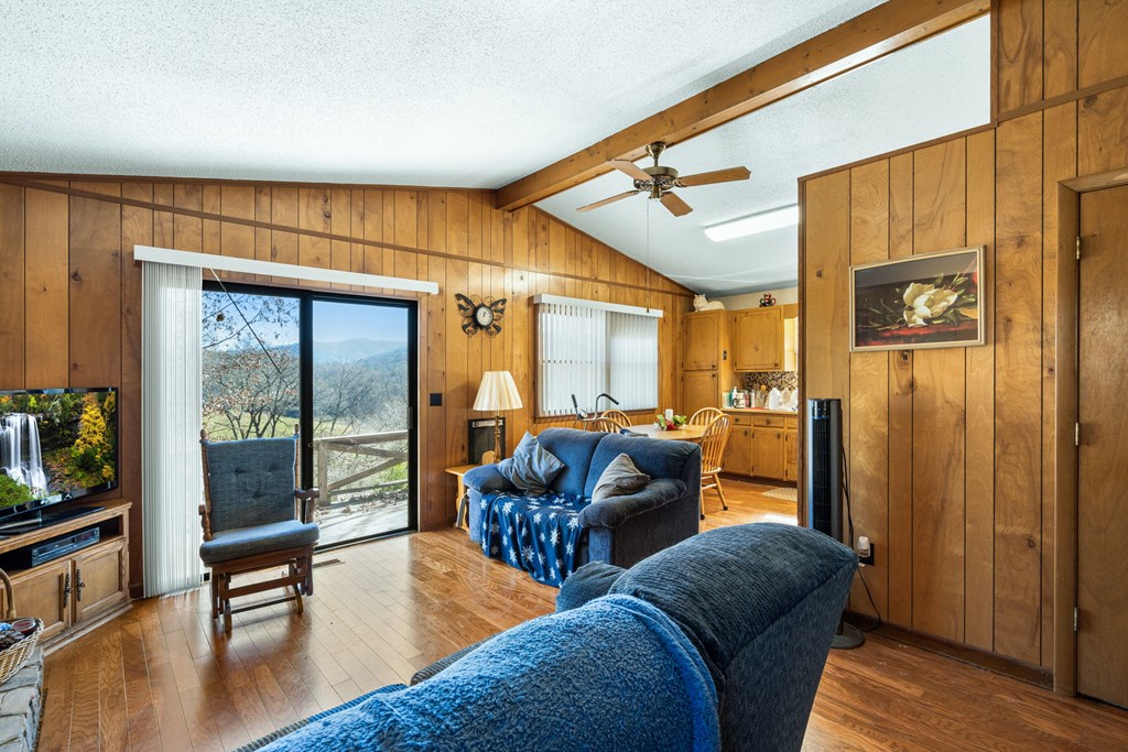 420367 Hiawassee Residential