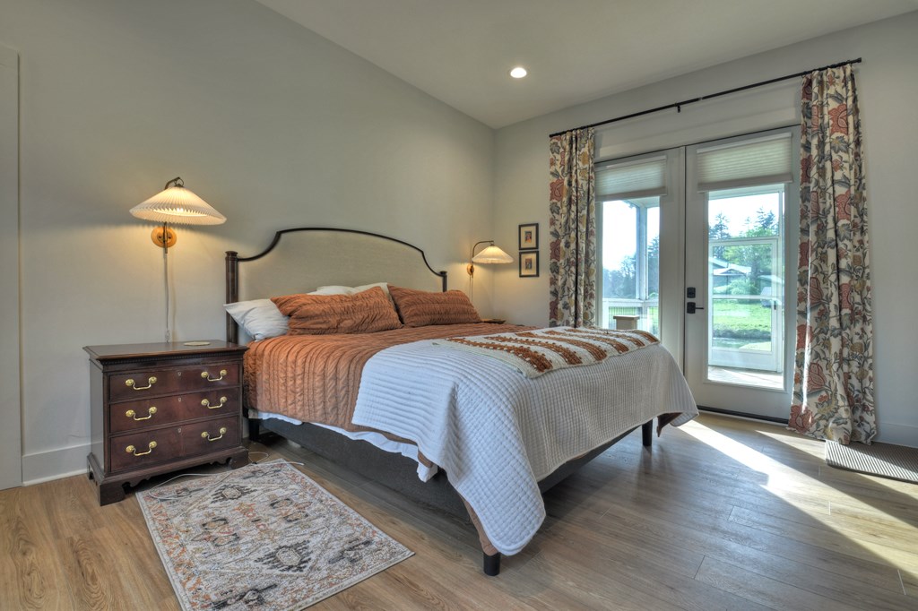 420370 Blue Ridge Residential