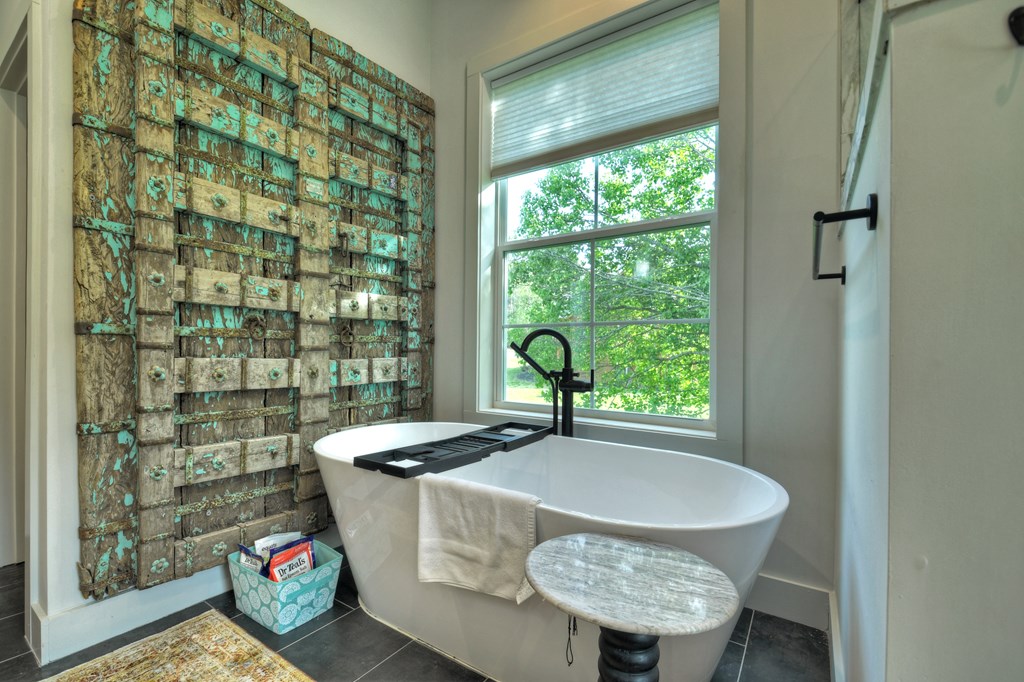 420370 Blue Ridge Residential