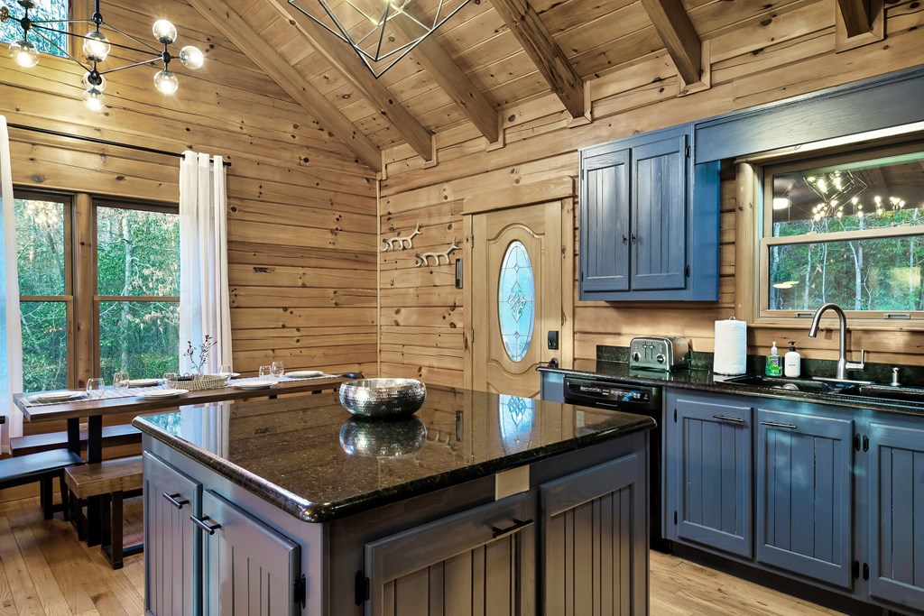 420372 Blue Ridge Residential