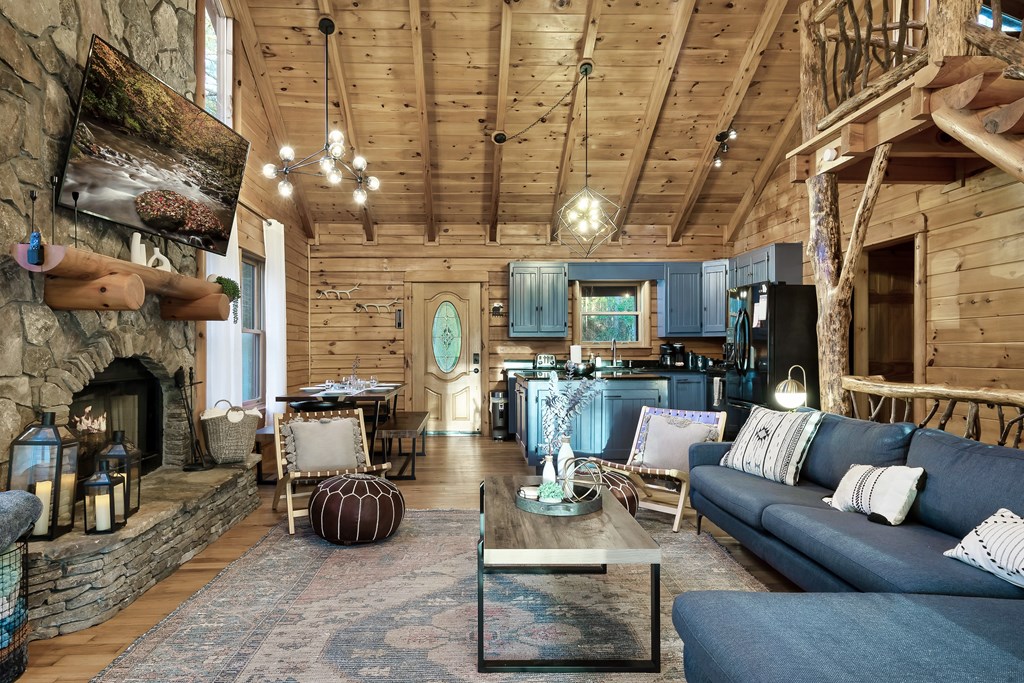 420372 Blue Ridge Residential