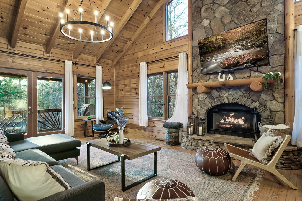 420372 Blue Ridge Residential