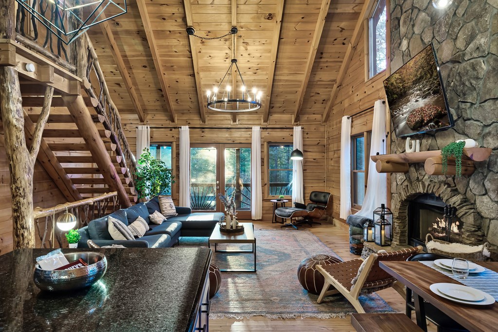 420372 Blue Ridge Residential