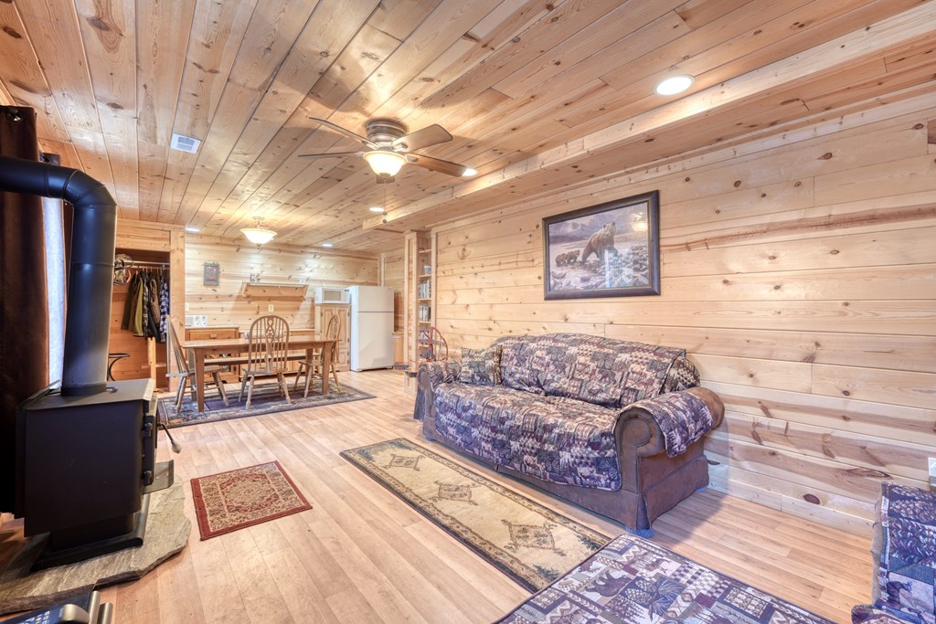 420375 Blairsville Residential