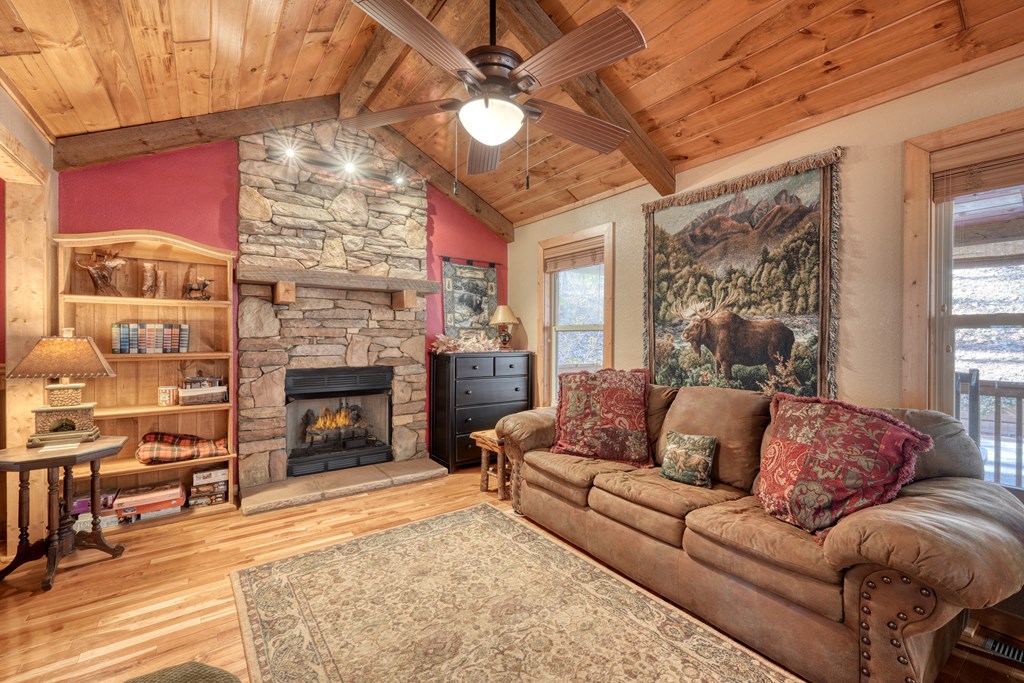 420375 Brasstown Residential