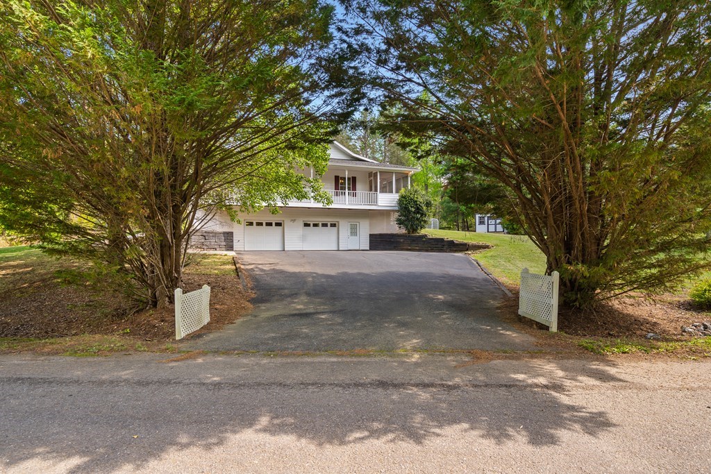 420379 Hiawassee Residential