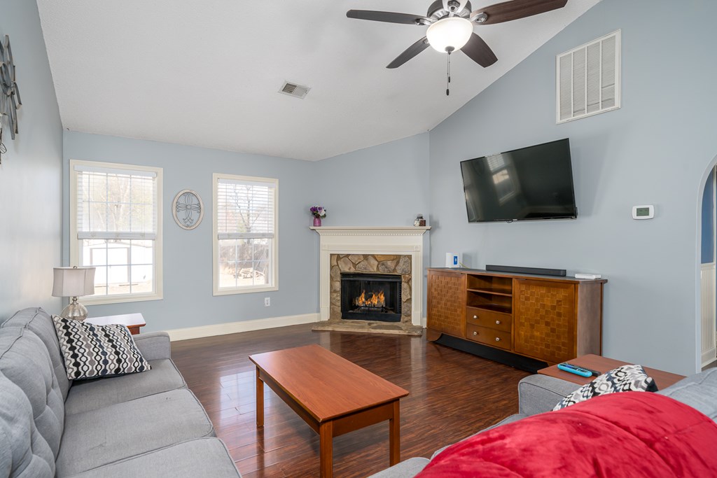 420388 Cartersville Residential