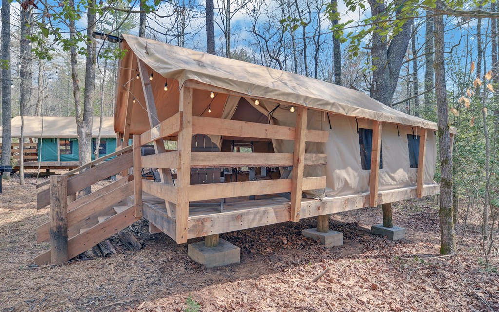 420389 Suches Residential