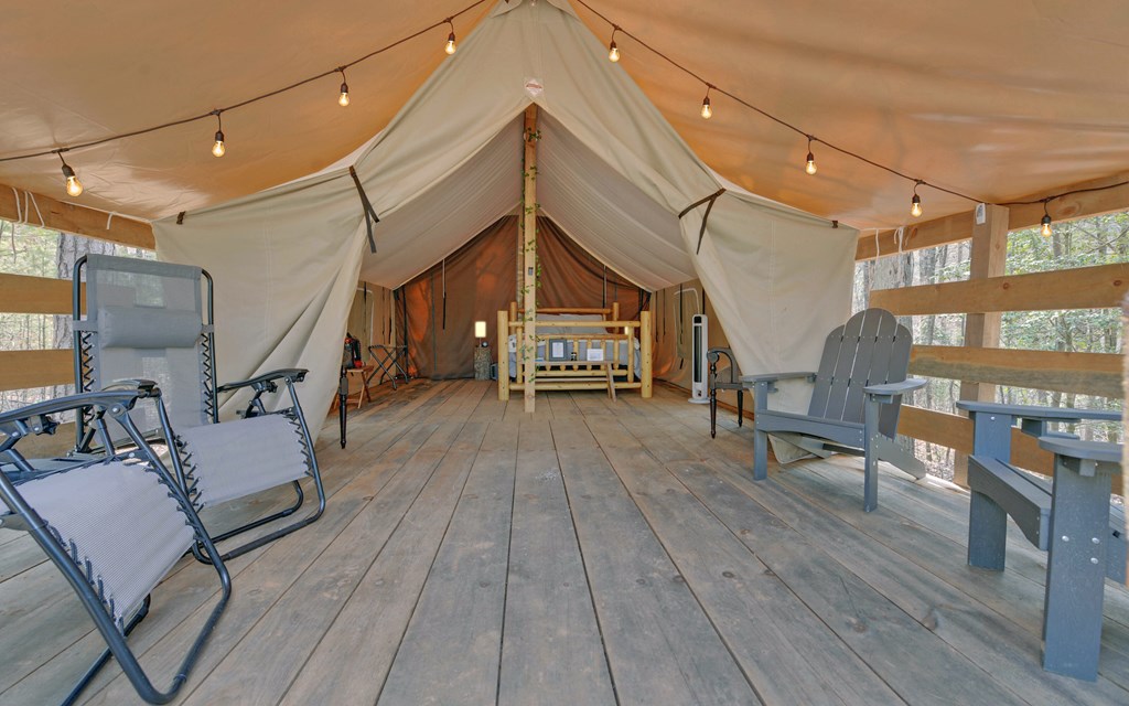 420389 Suches Residential