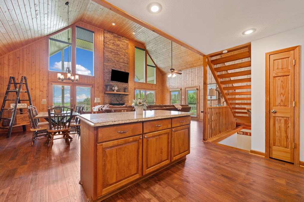 420393 Morganton Residential