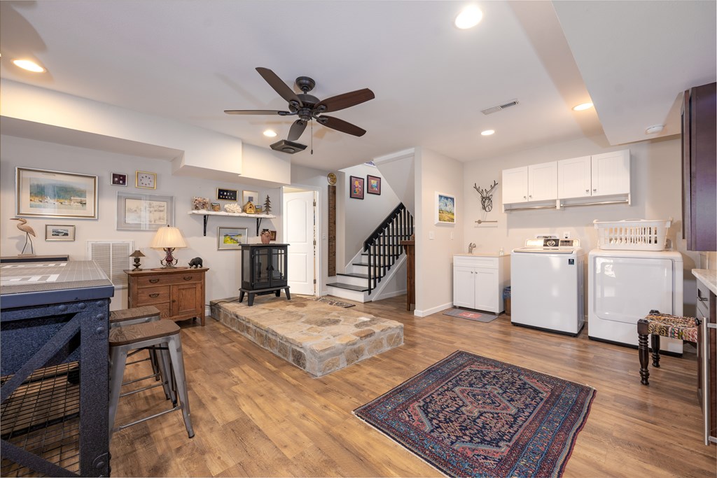 420407 Hayesville Residential