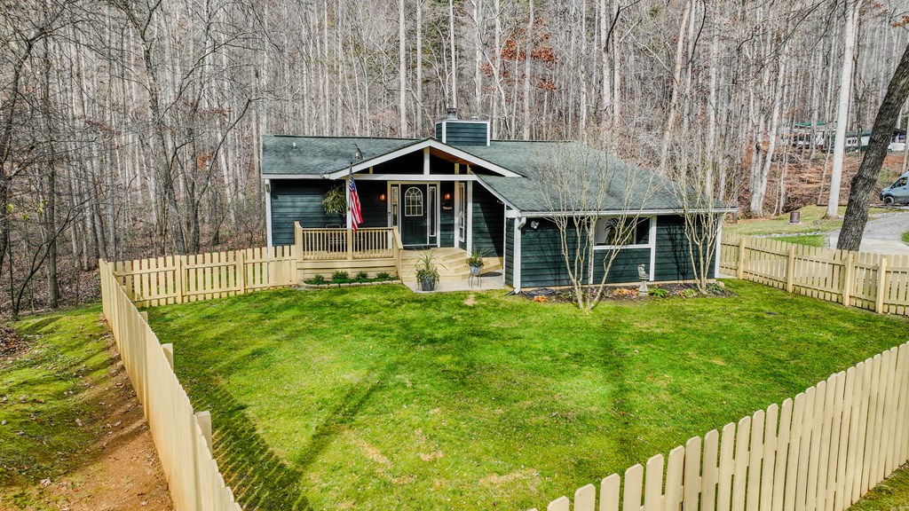 420407 Hayesville Residential