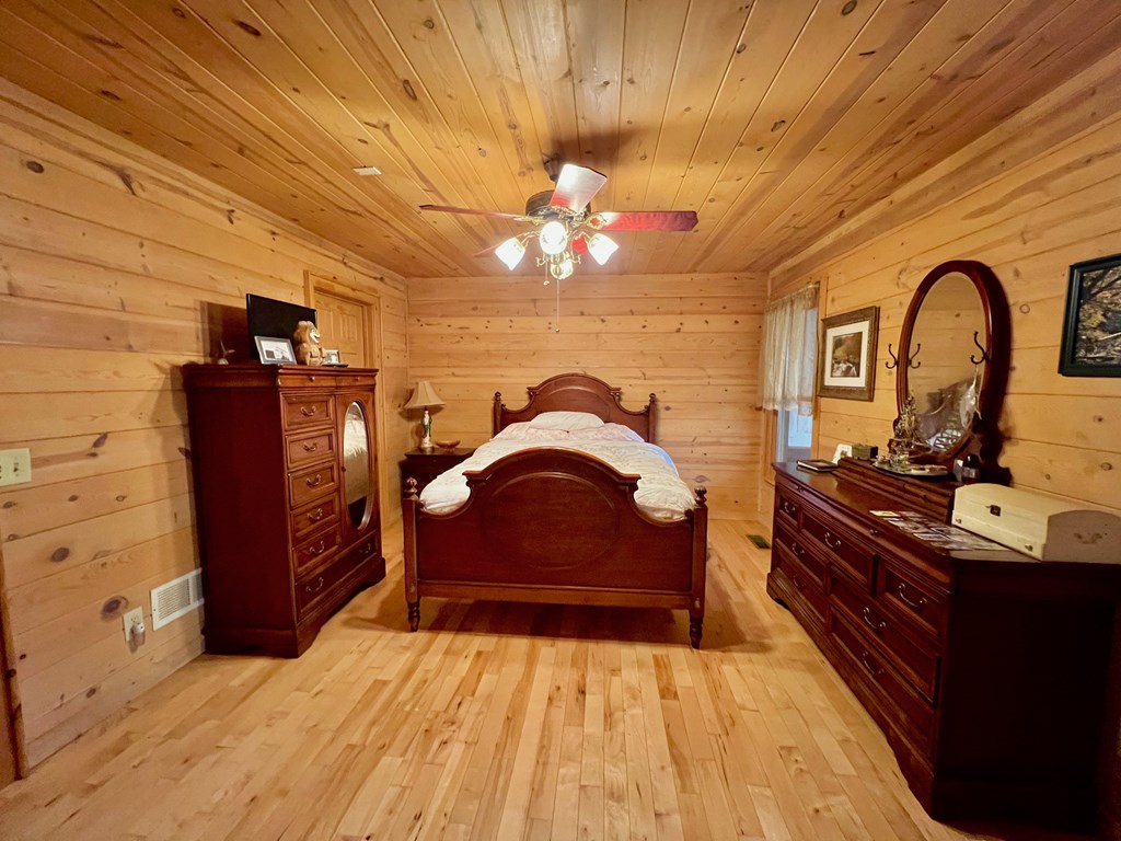 420408 Blue Ridge Residential