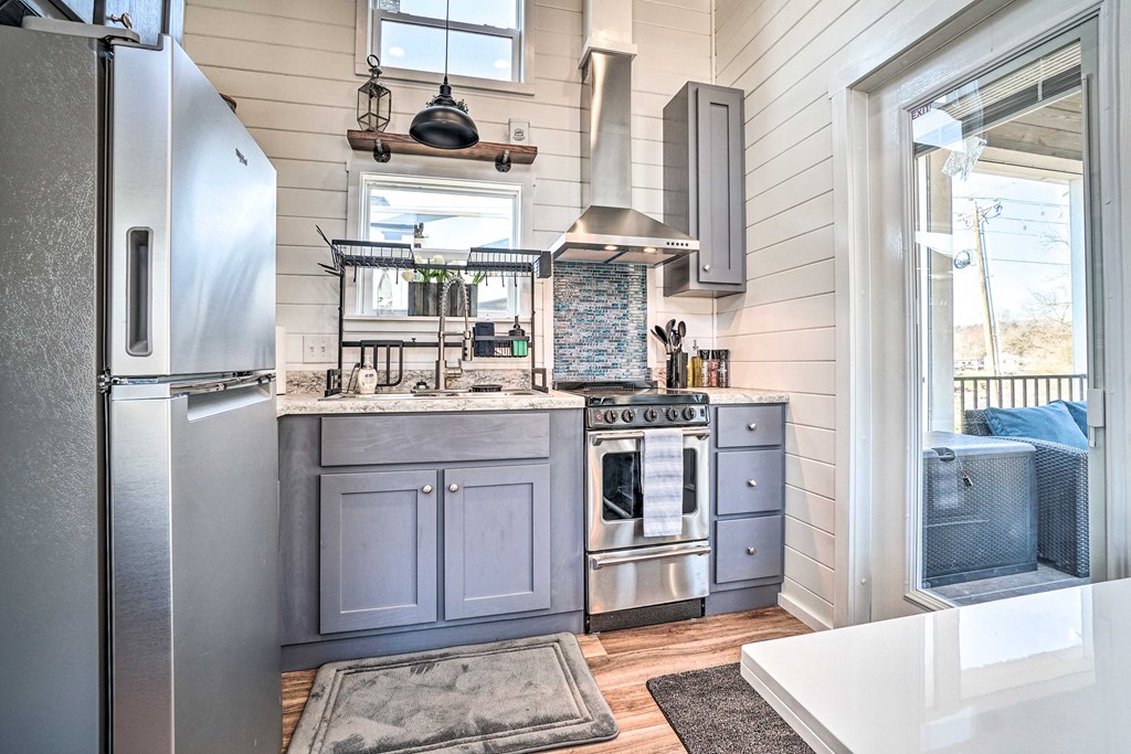 420411 Morganton Residential