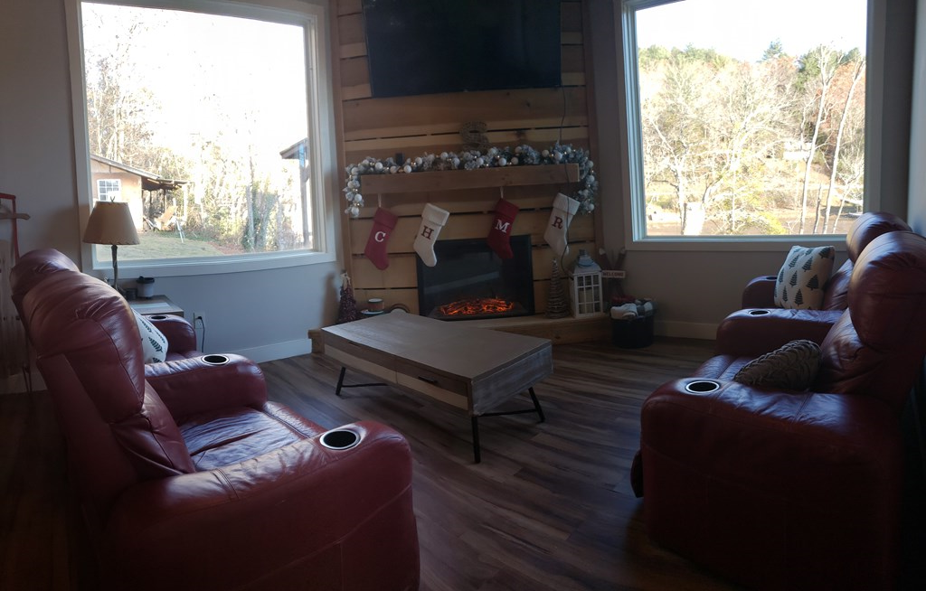 420412 Hiawassee Residential