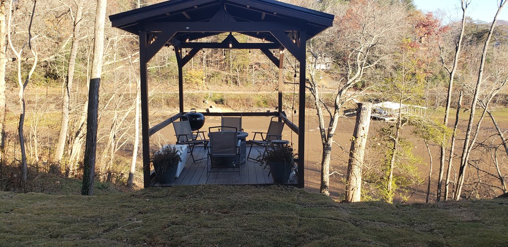 420412 Hiawassee Residential