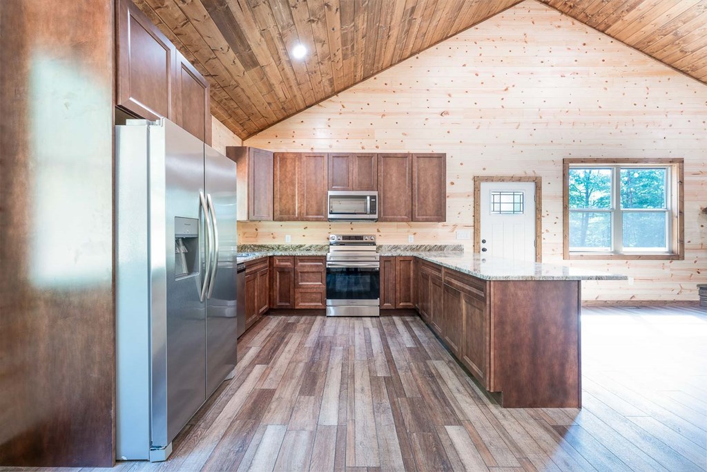 420422 Brasstown Residential