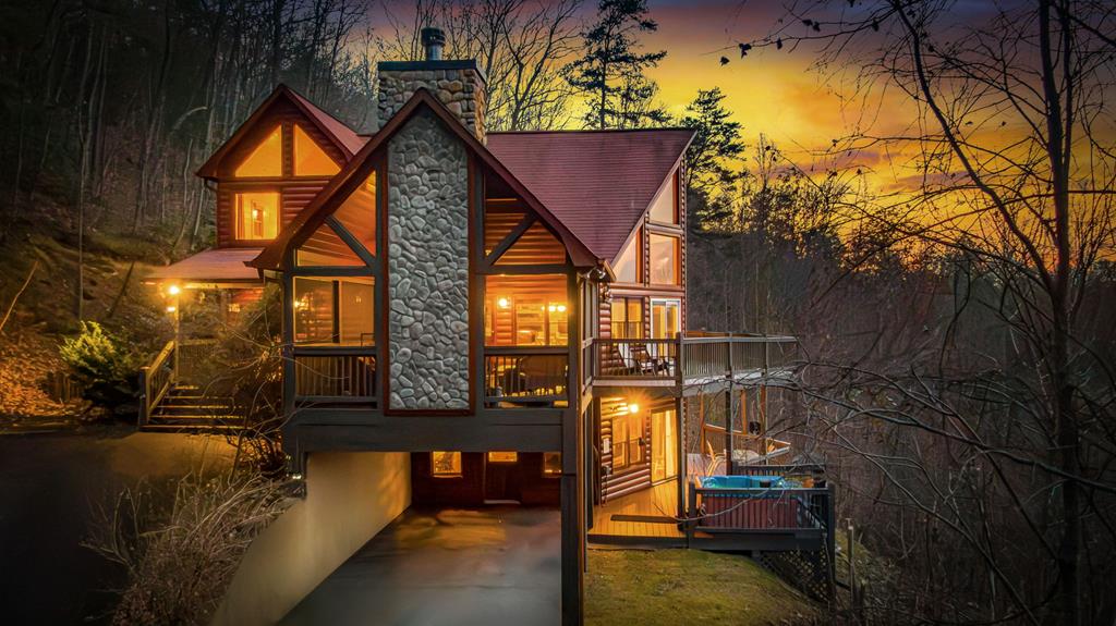 420461 Mineral Bluff 