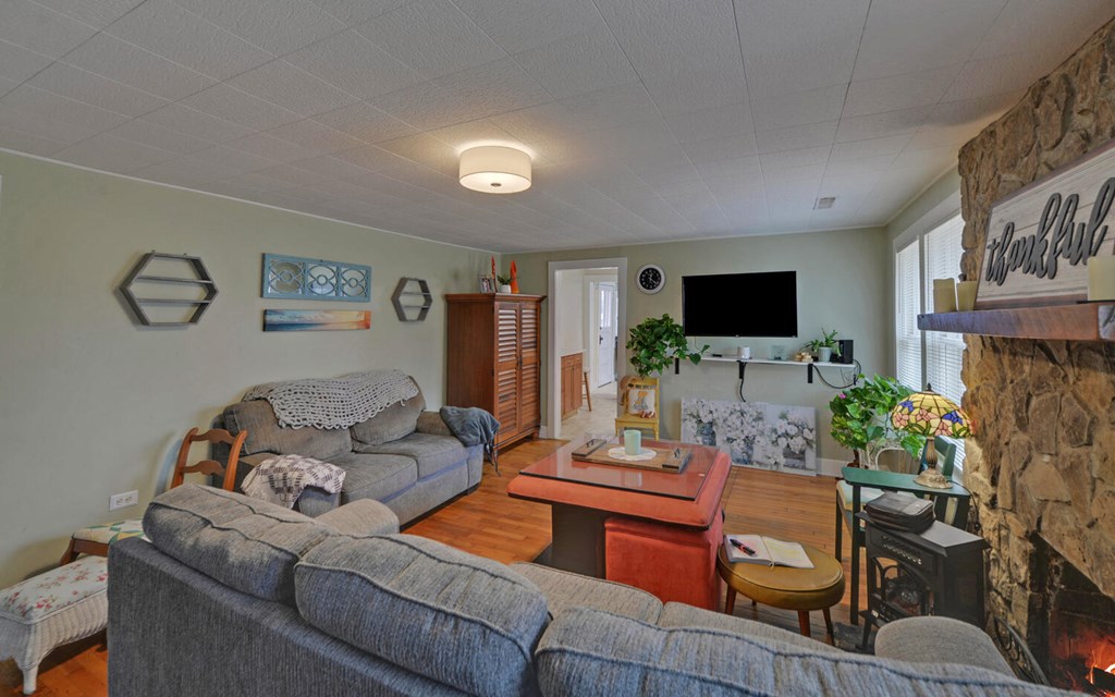 420471 Murphy Residential