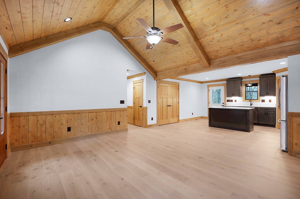 420476 Ellijay Residential