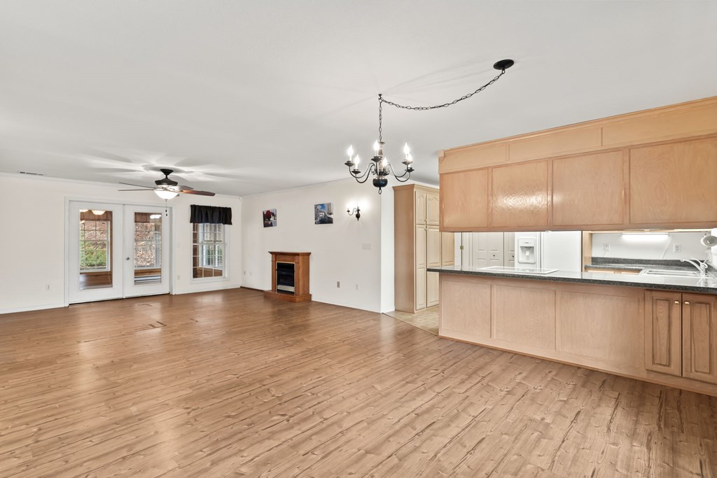 420489 Blue Ridge Residential