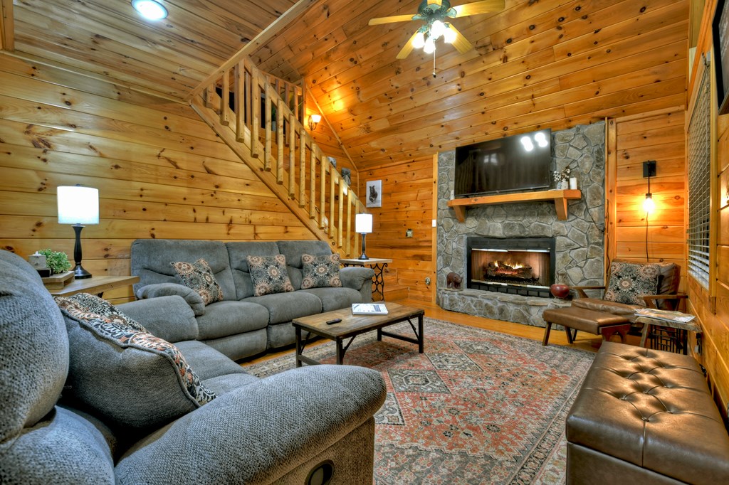 420517 Mineral Bluff Residential