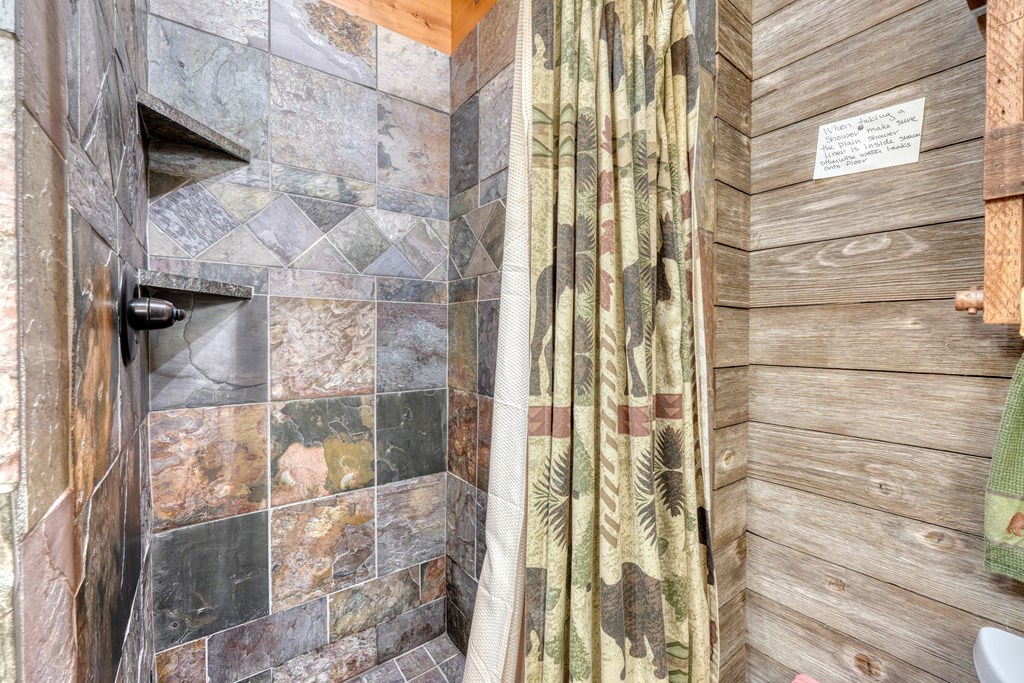 420531 Hiawassee Residential