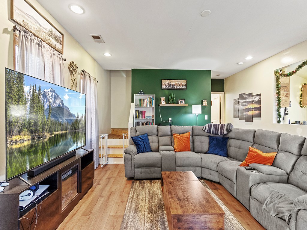 420545 Dahlonega Residential