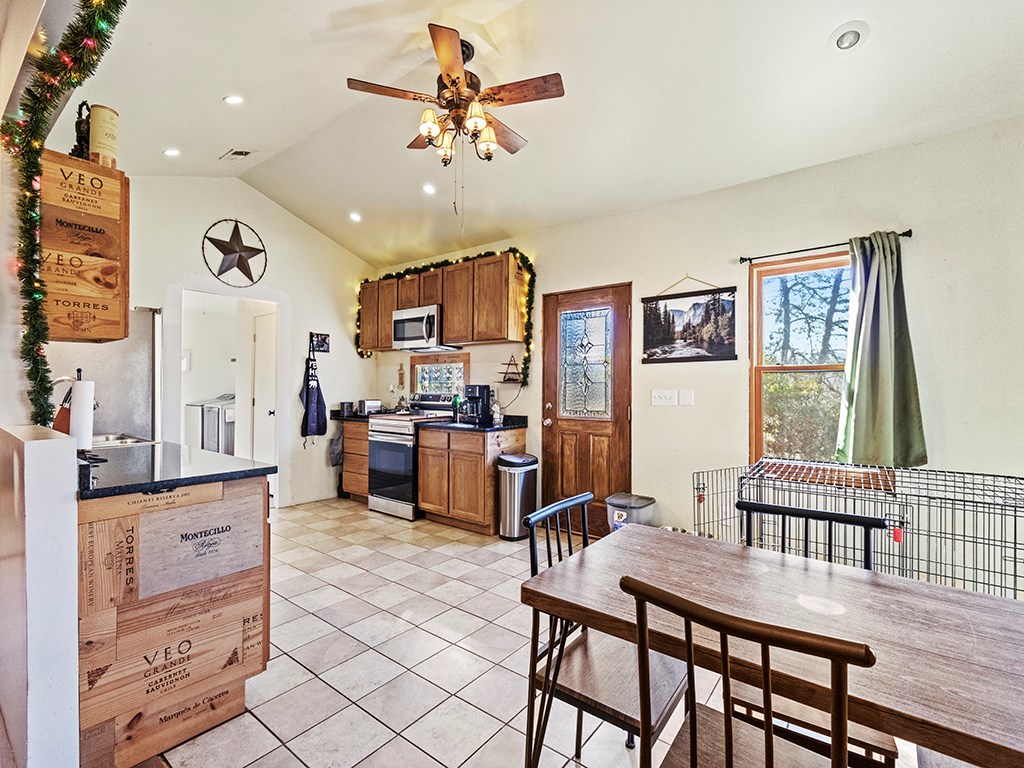 420545 Dahlonega Residential