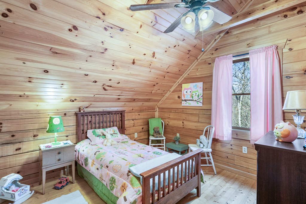 420549 Brasstown Residential